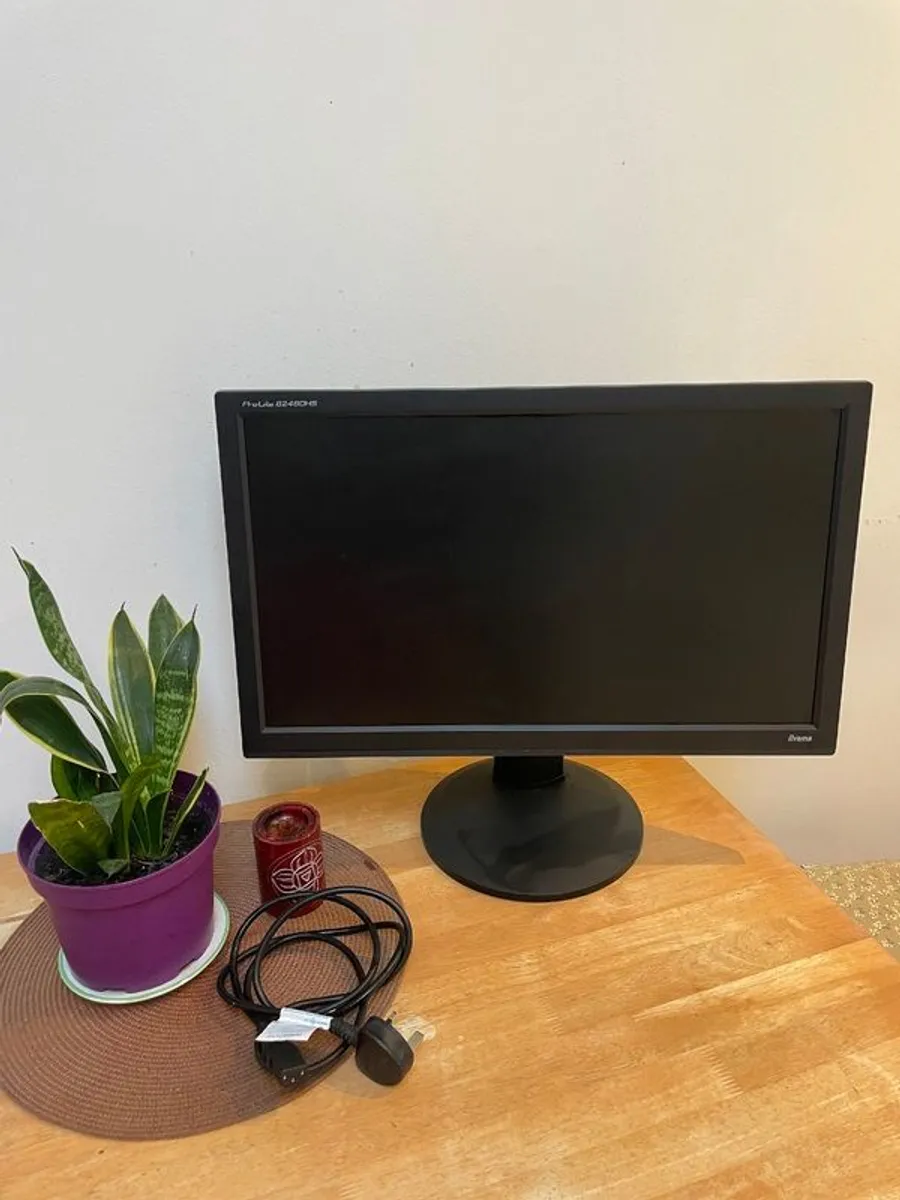 Monitor - Image 1