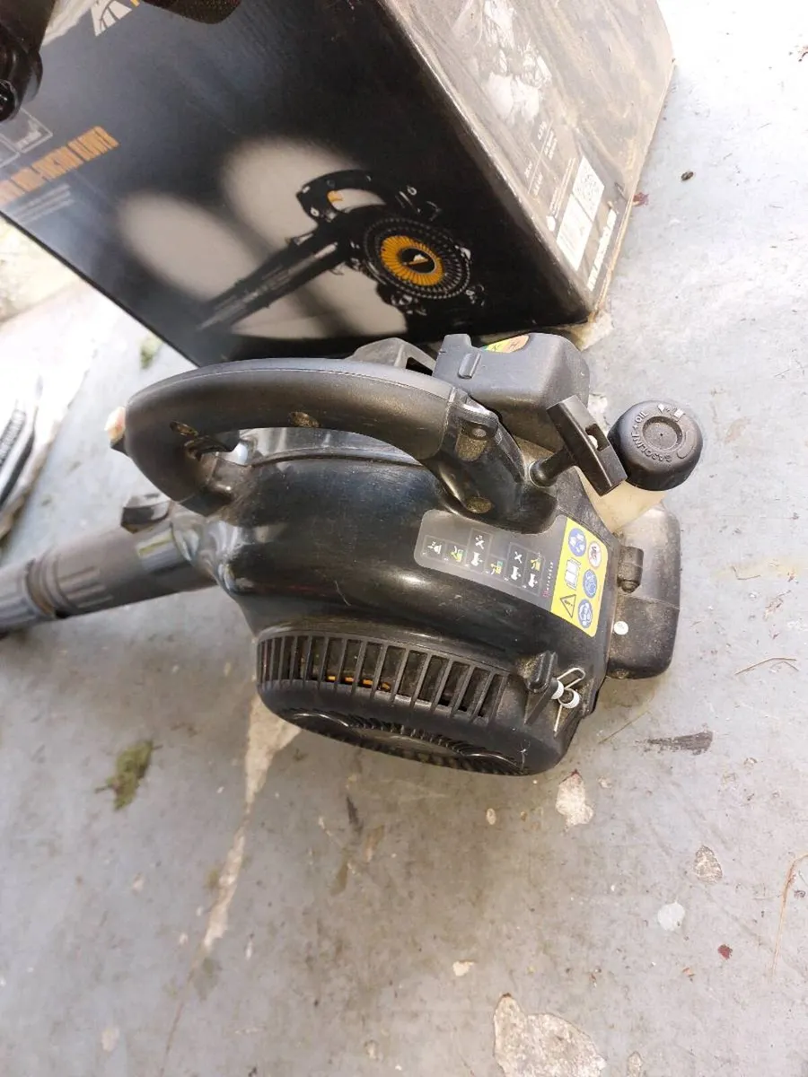 Leaf blower/vacuum - Image 4