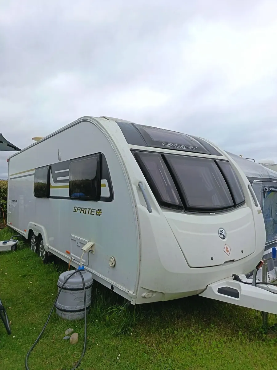 Swift Sprite Quattro 6 Berth Caravan 2016 - Image 1