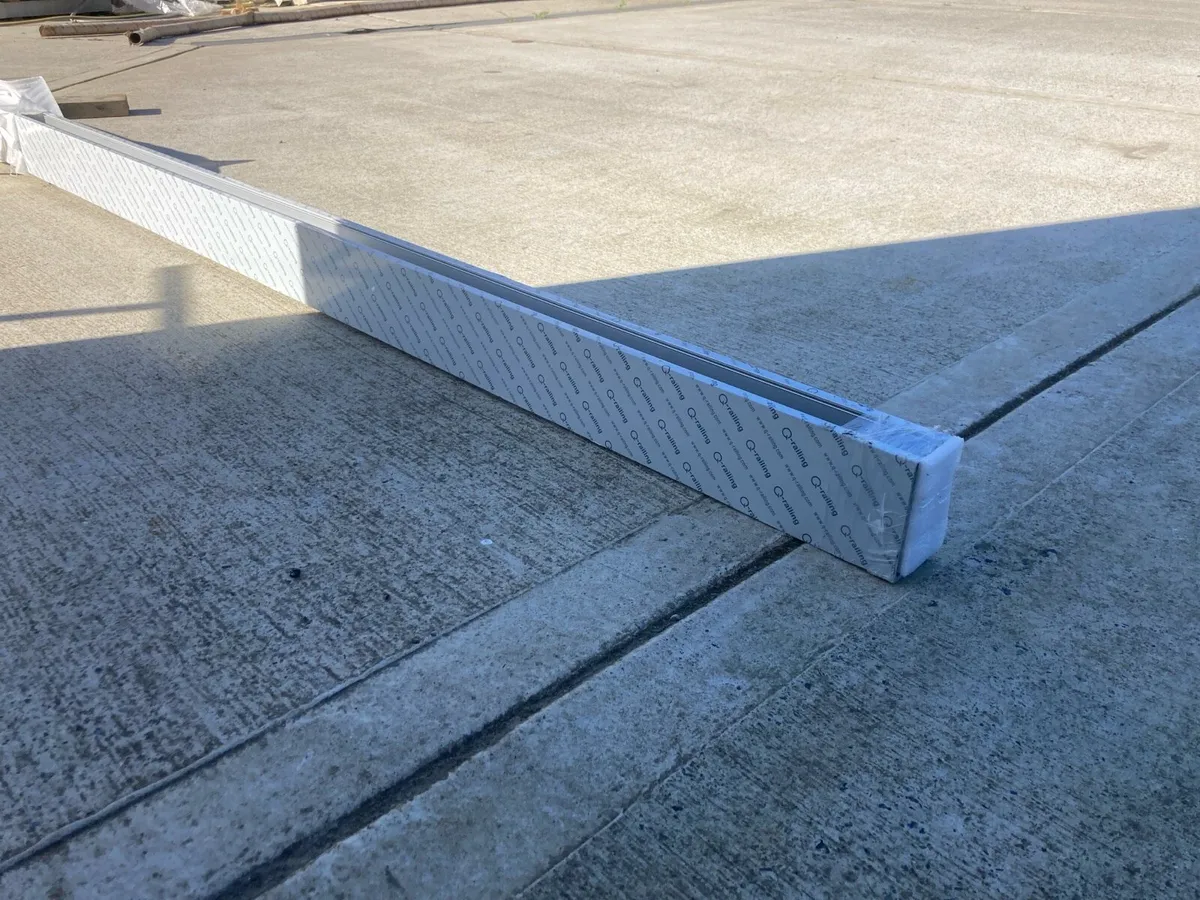 Q railling glass balcony system - Image 3
