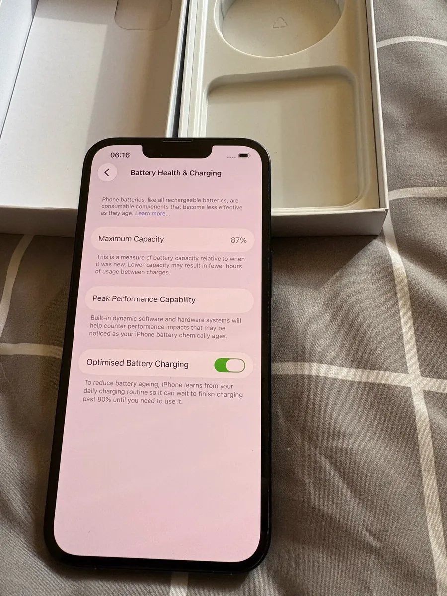 iPhone 14 .. Like New ( unlocked - Image 4