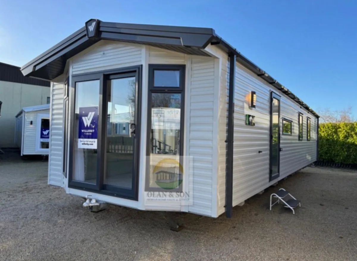 Willerby Brookwood 40 x 12/3Bed - Image 1