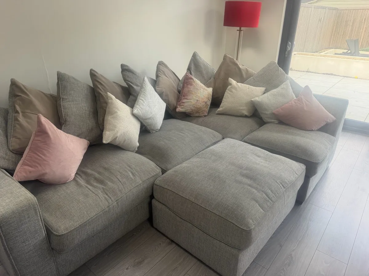 Sofa - Image 3