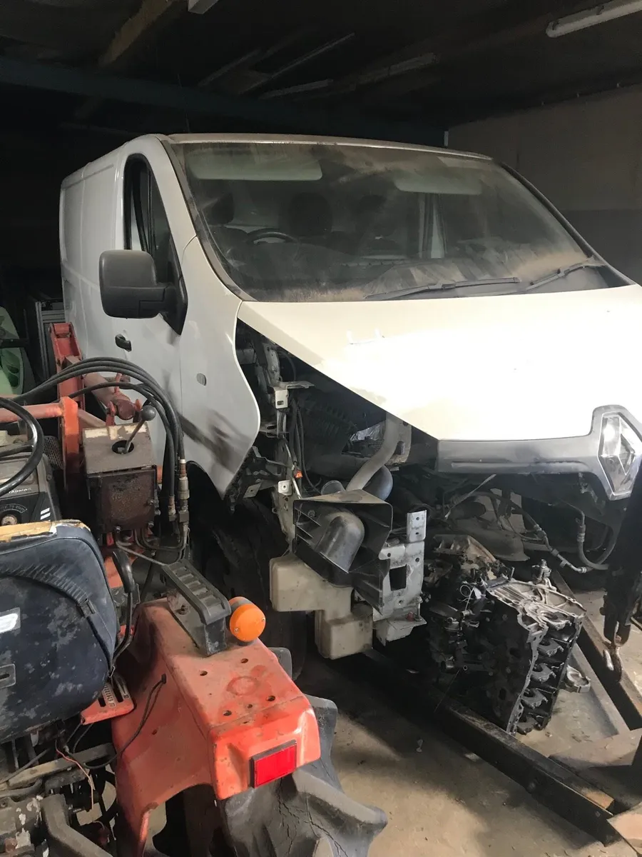 191 traffic van needs engine - Image 1