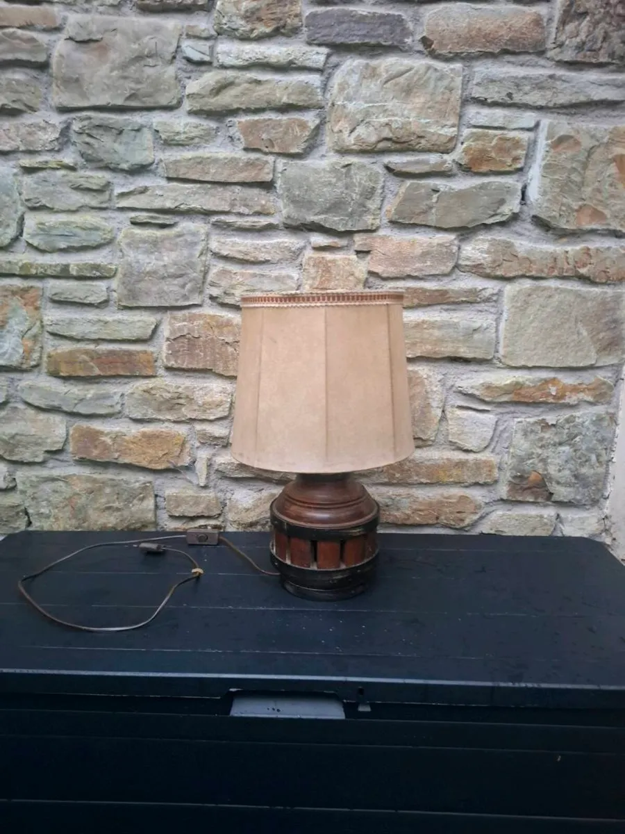 Wood table lamp - Image 2