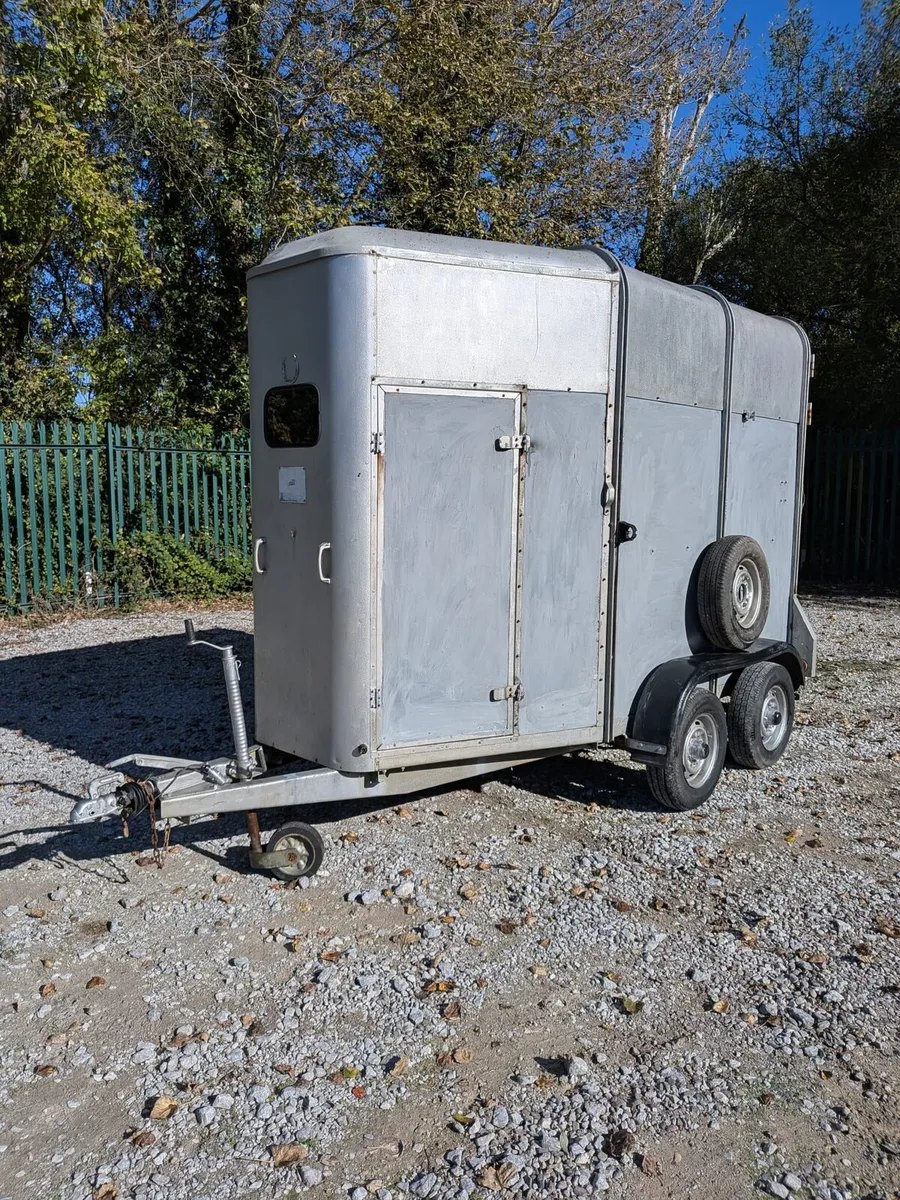 Iforwilliams horsebox - Image 1