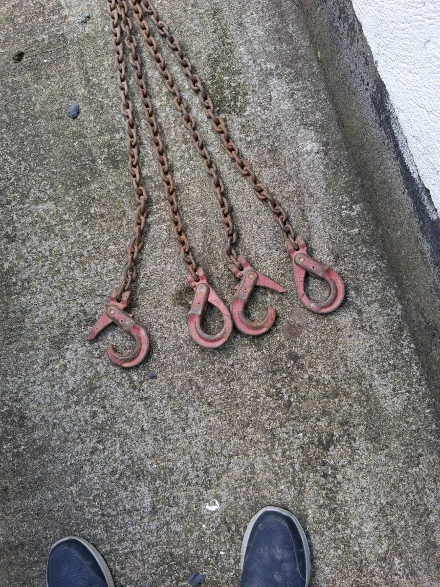 4 hook chains - Image 2