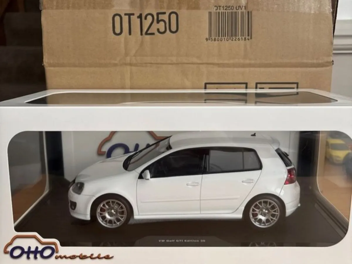 VW Golf Gti Edition30 Mk5 1/18 Otto New In Box - Image 4
