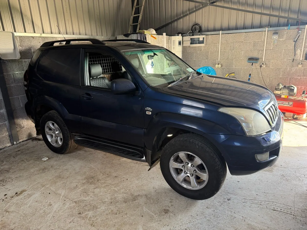 Toyota Landcruiser SWB 2007 - Image 2