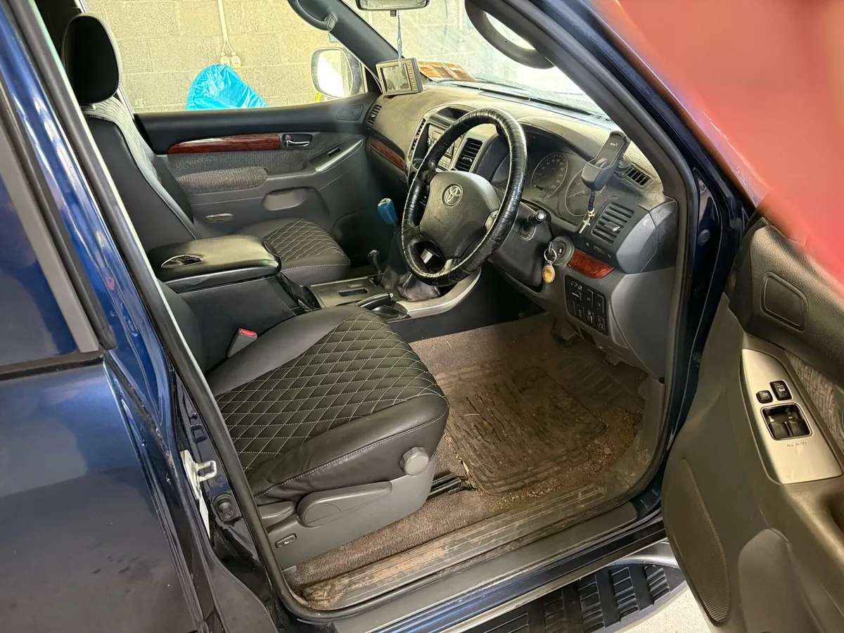 Toyota Landcruiser SWB 2007 - Image 4