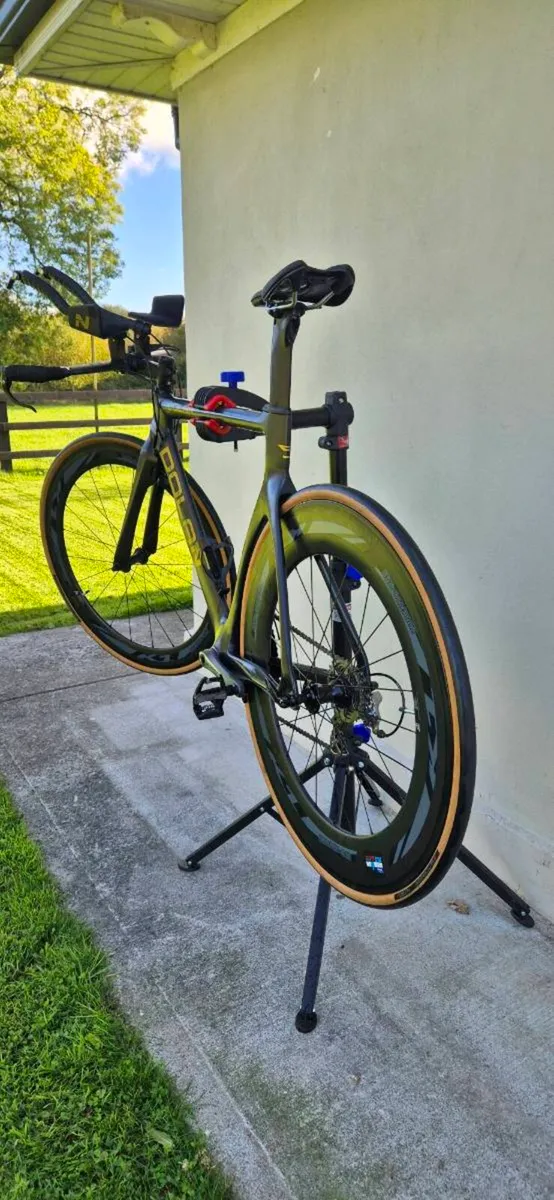 Dolan Carbon TT Bike - Carbon Race Wheels - Image 2