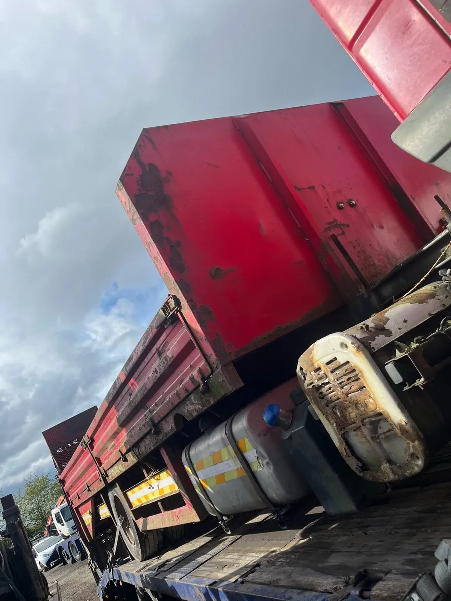 Truck body - Image 1