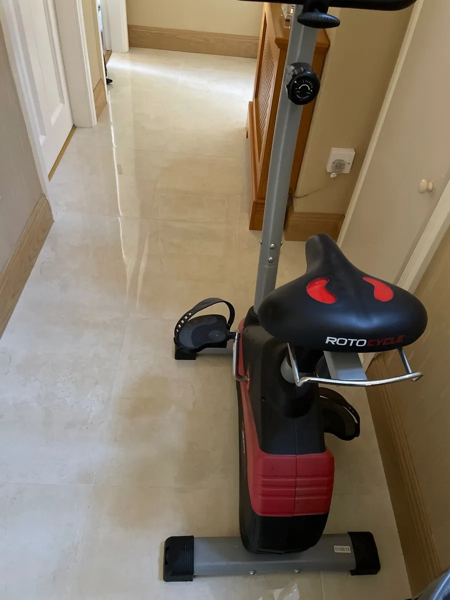 Roto Cycle Exercise Bike - Image 1