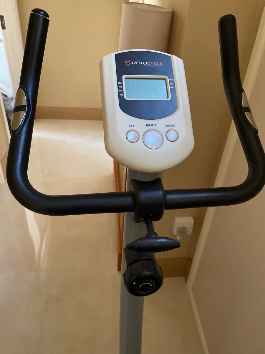 Roto Cycle Exercise Bike - Image 2