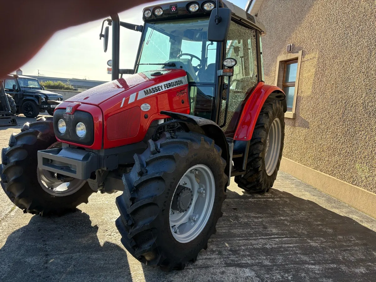Massey Ferguson 5455 - Image 2