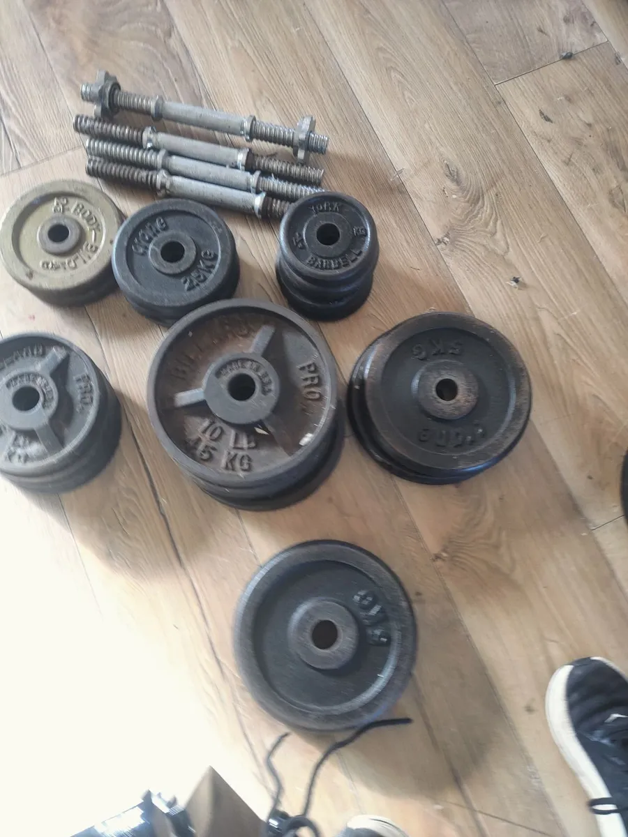 Exercise equipment weights and bar - Image 4