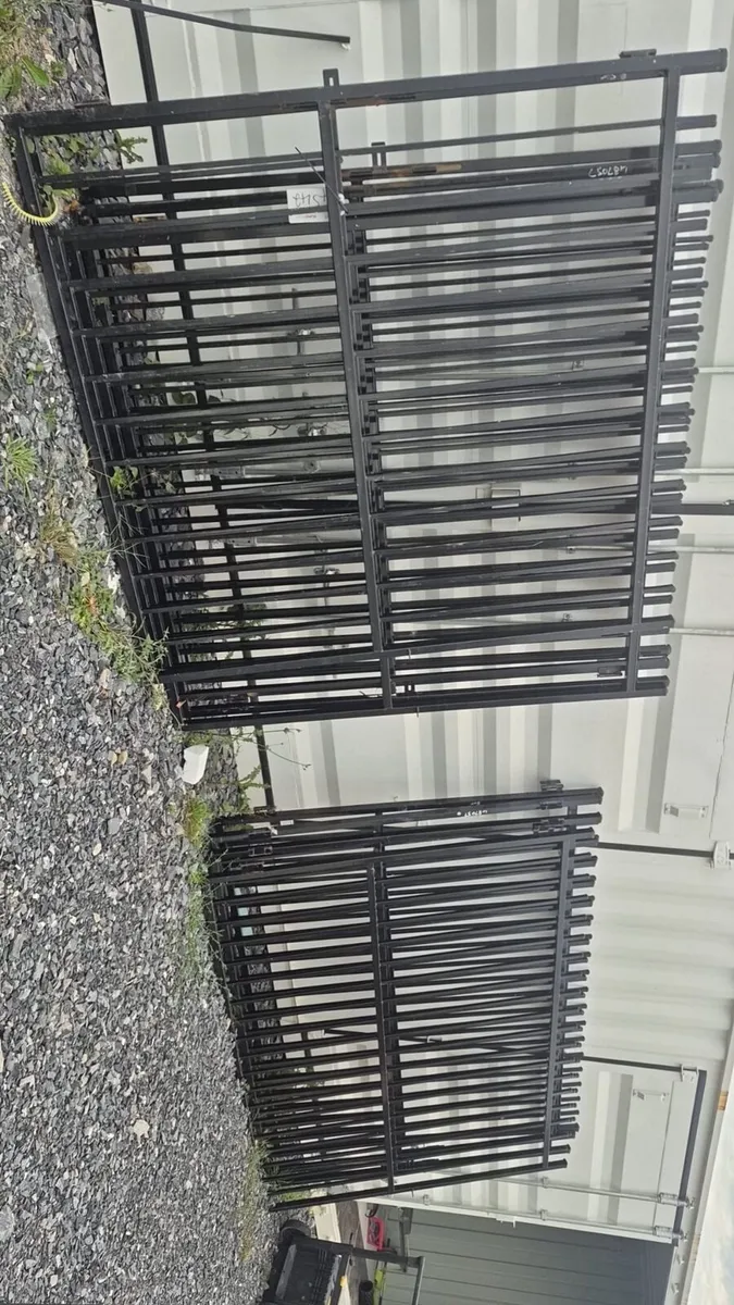 Gates - Image 2