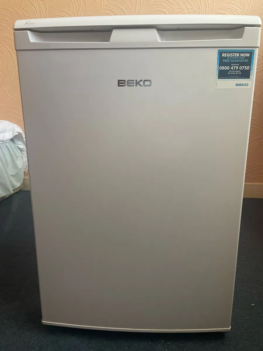 Under counter fridge - Image 1