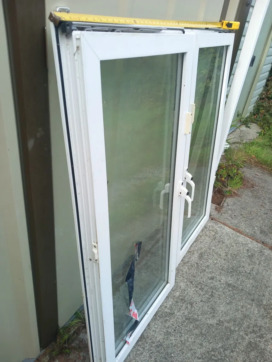 Two PVC windows - Image 4