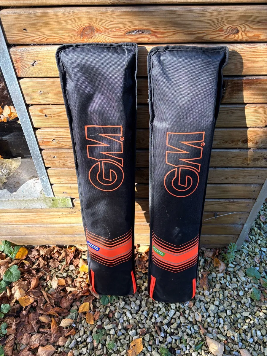 Cricket Bats - Image 1