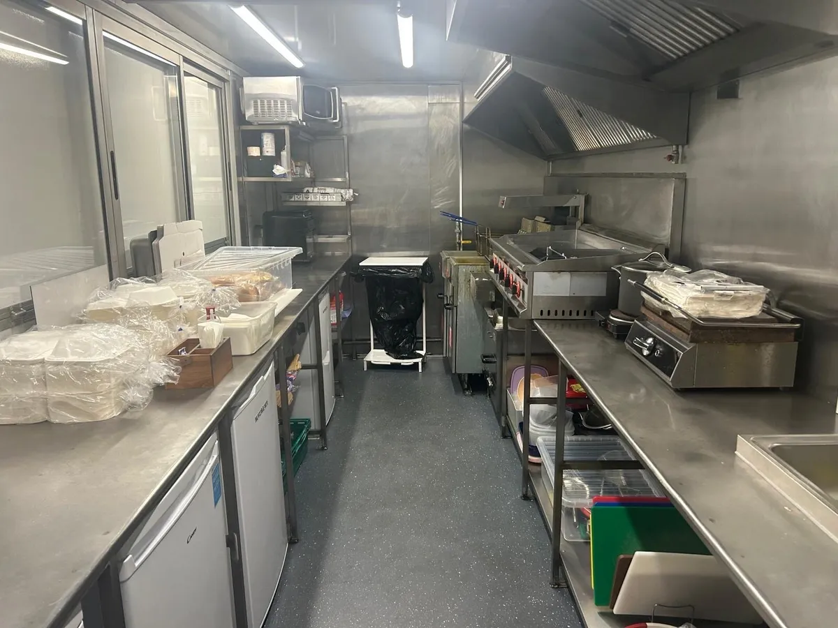 For Rent Catering Trailer - Image 4
