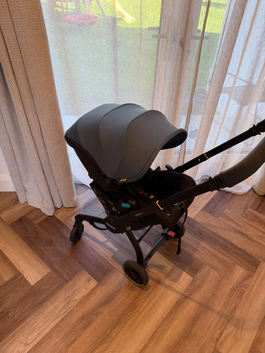 Doona X & Isofix - Image 1