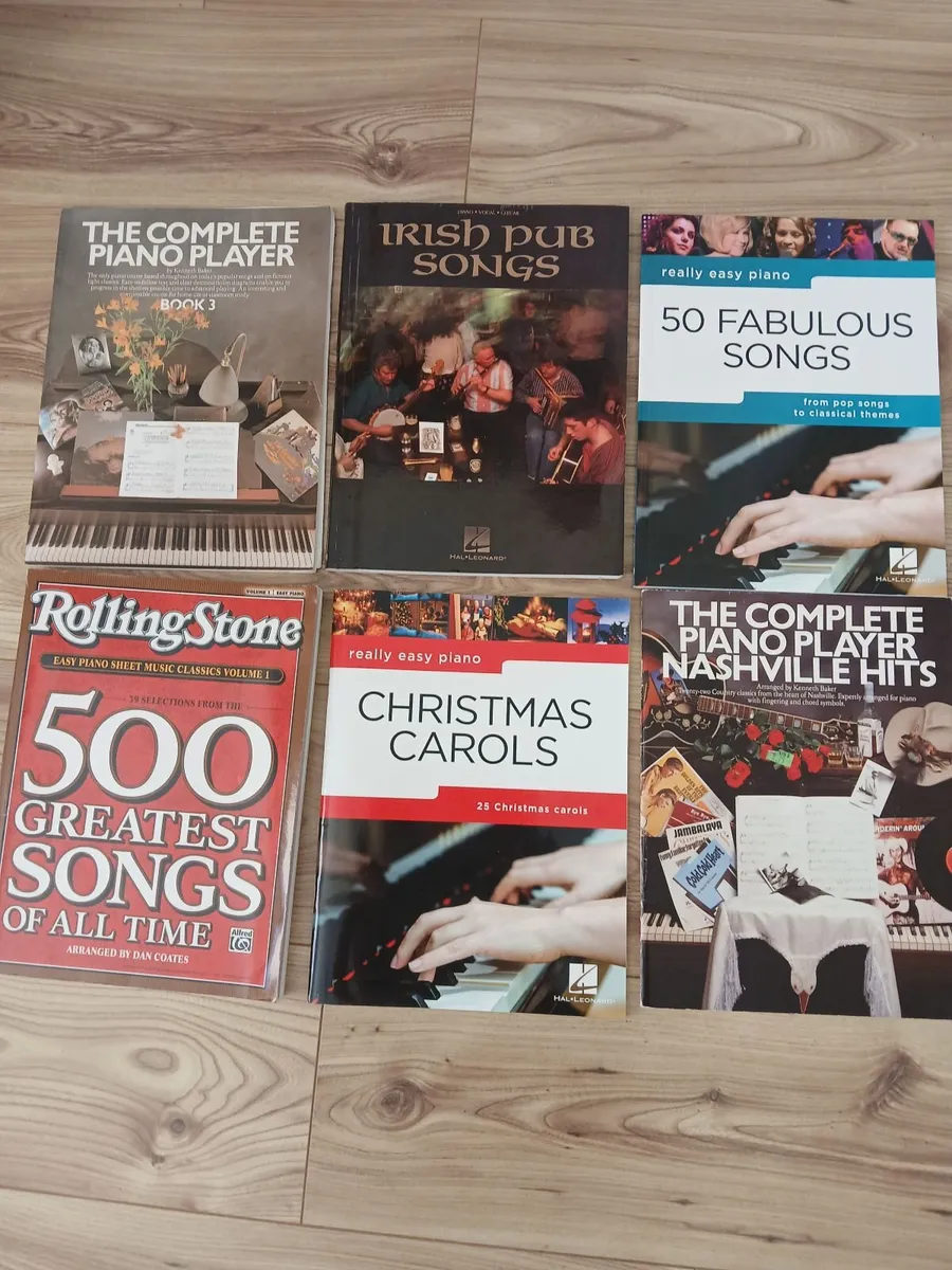Music books  piano - Image 1
