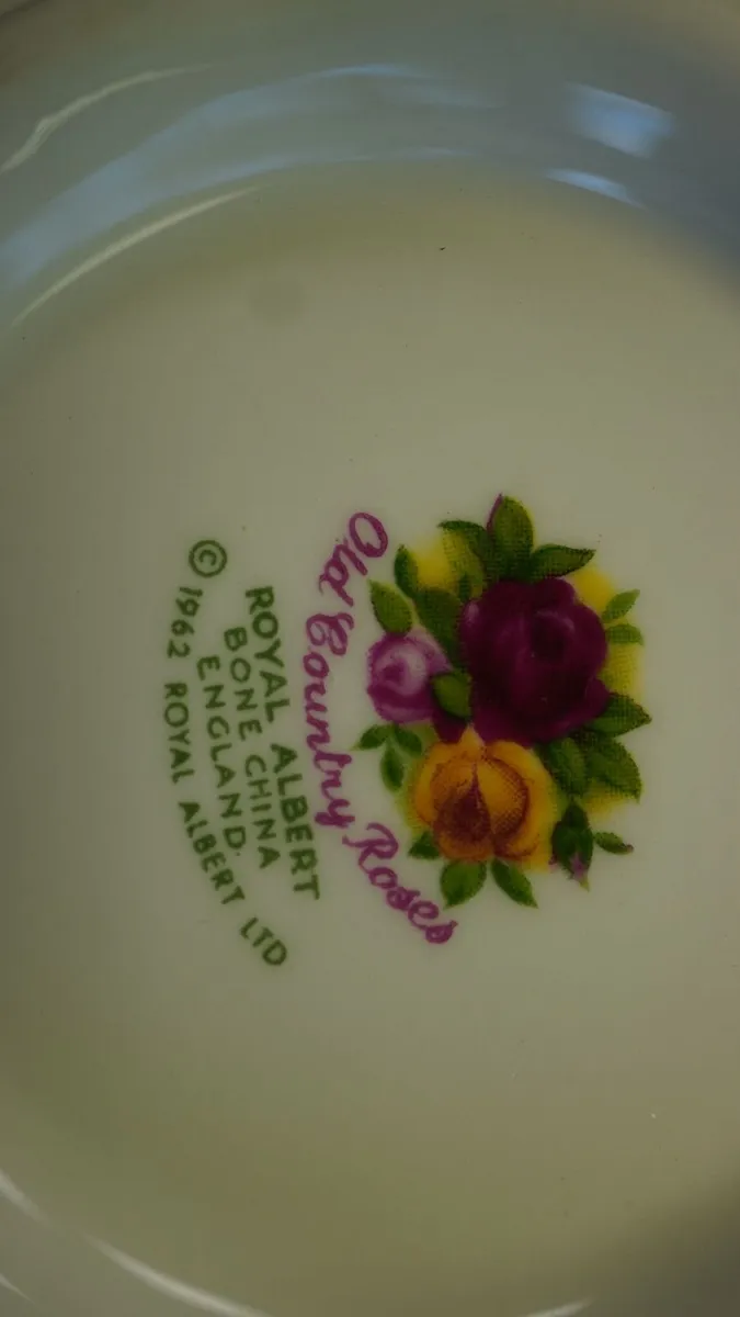 Royal Albert Old Country Roses Bone China Tea Set - Image 3