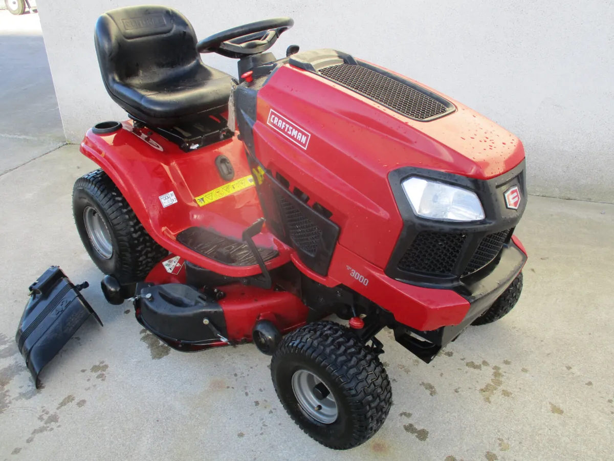 Craftsman  Tractor Lawnmower T 3000 - Image 2