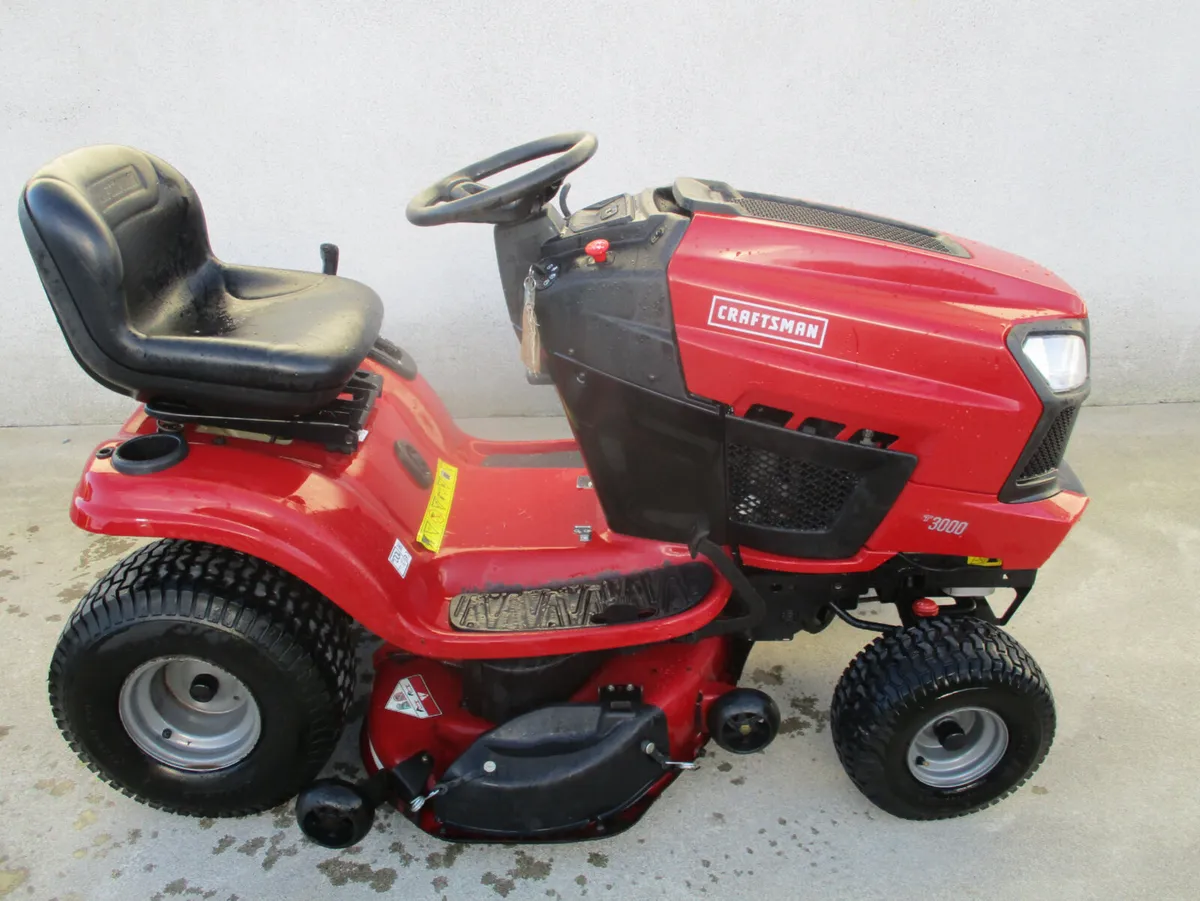 Craftsman  Tractor Lawnmower T 3000 - Image 3