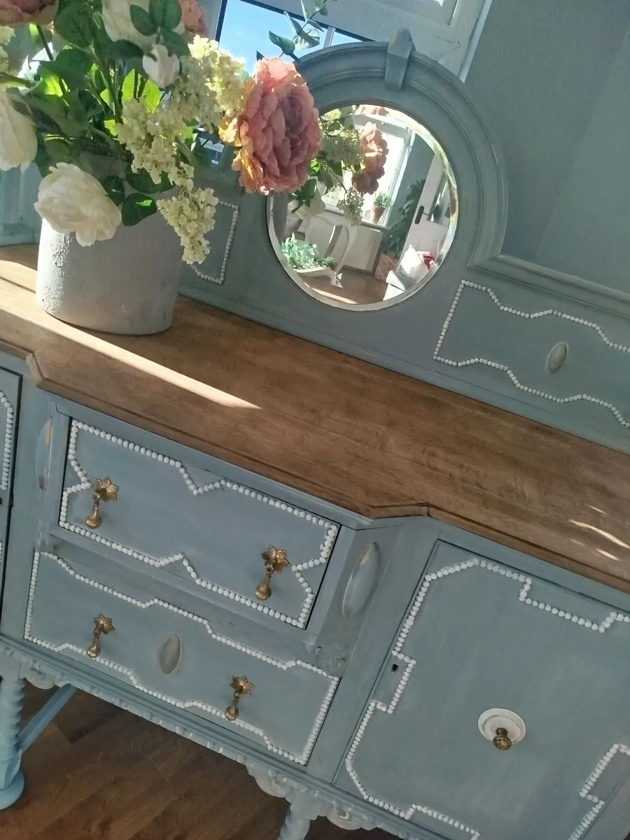 Sideboard - Image 3