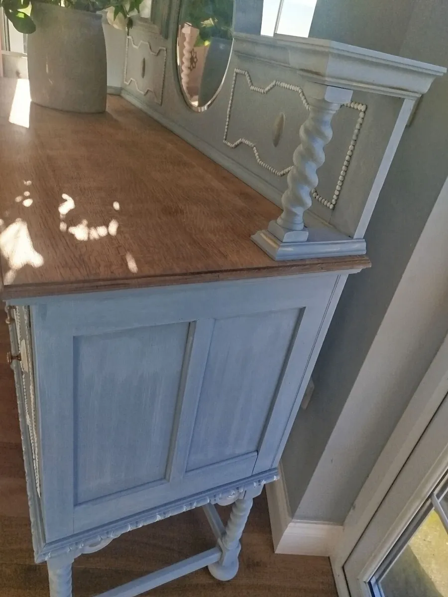 Sideboard - Image 4