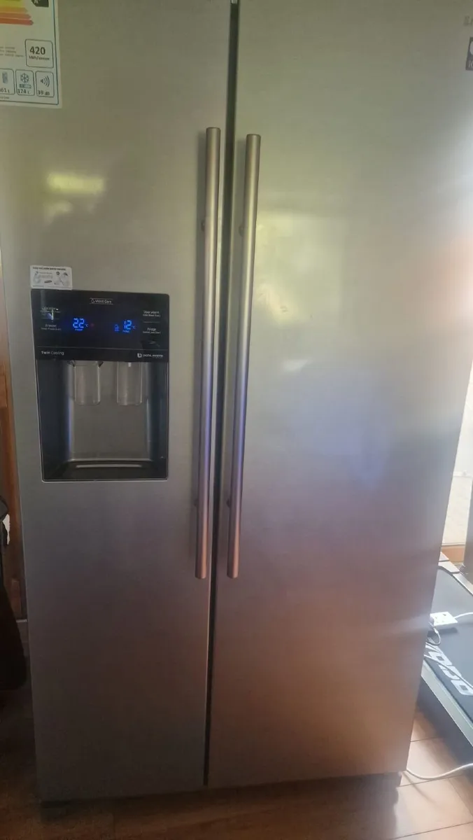 Samsung American Fridge Freezer – A+ Rated - Image 1
