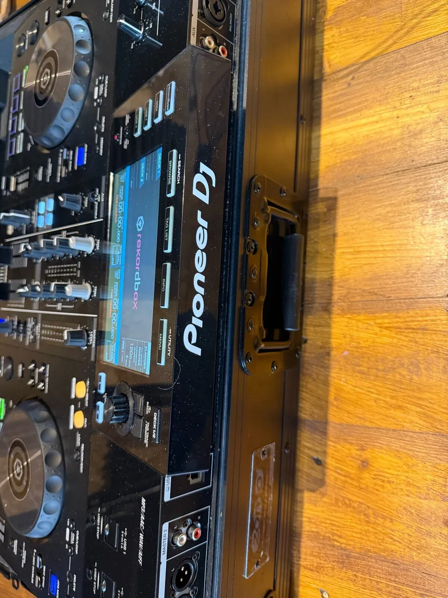 XDJ-RR All in one DJ Controller - Image 4
