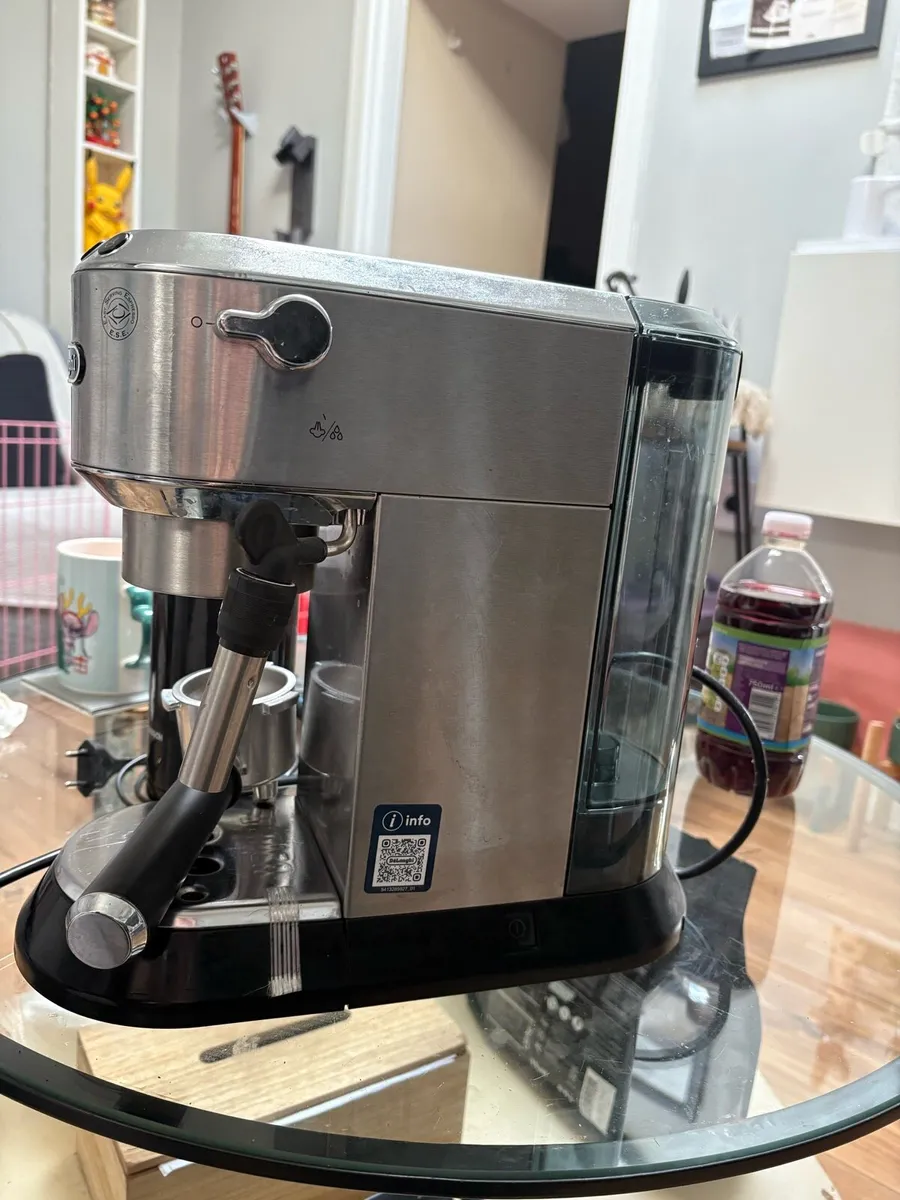 De’Longhi Dedica EC685 & Bosch Coffee Grinder - Image 2