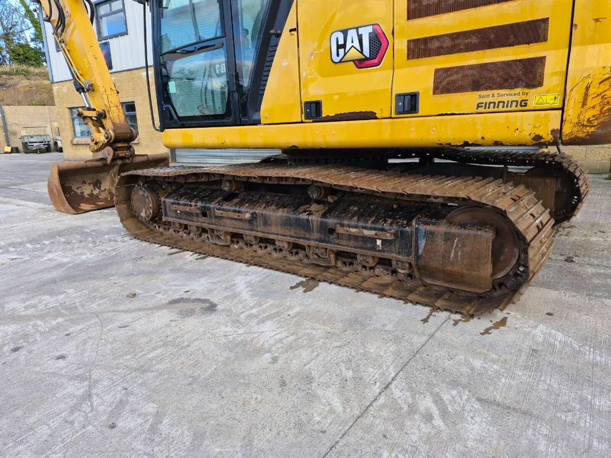 Caterpillar 320GC Excavator - Image 4
