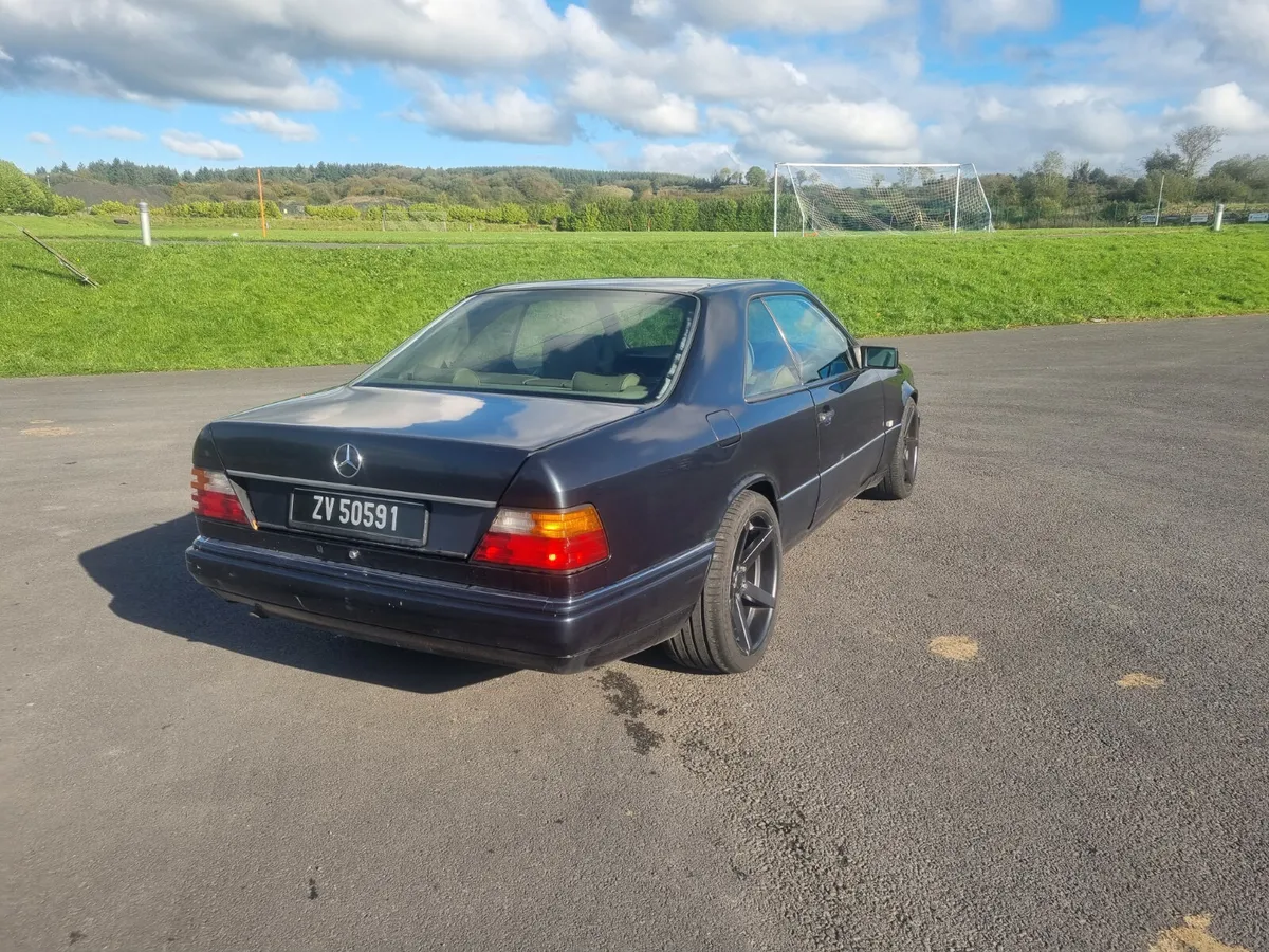 Mercedes w124 ce - Image 2
