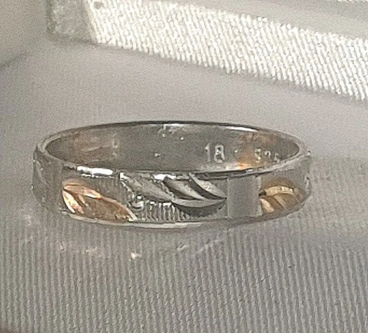 Vintage Silver Wedding Band with 18k Accents - Image 1
