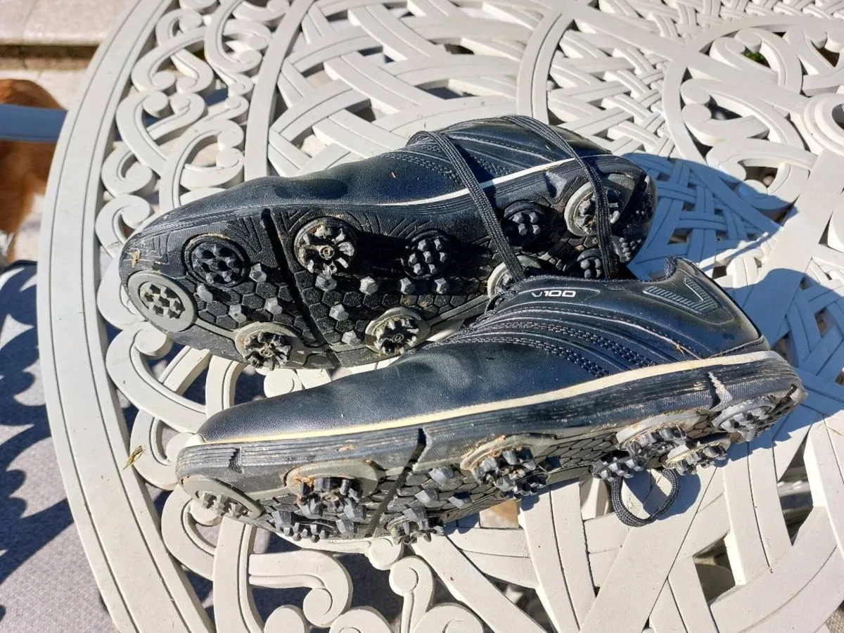 Golf shoes - Image 2