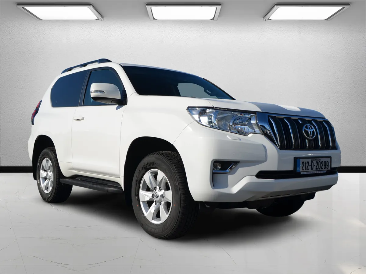 Toyota Land Cruiser 2021 SWB ONLY 74,000 KMS - Image 1