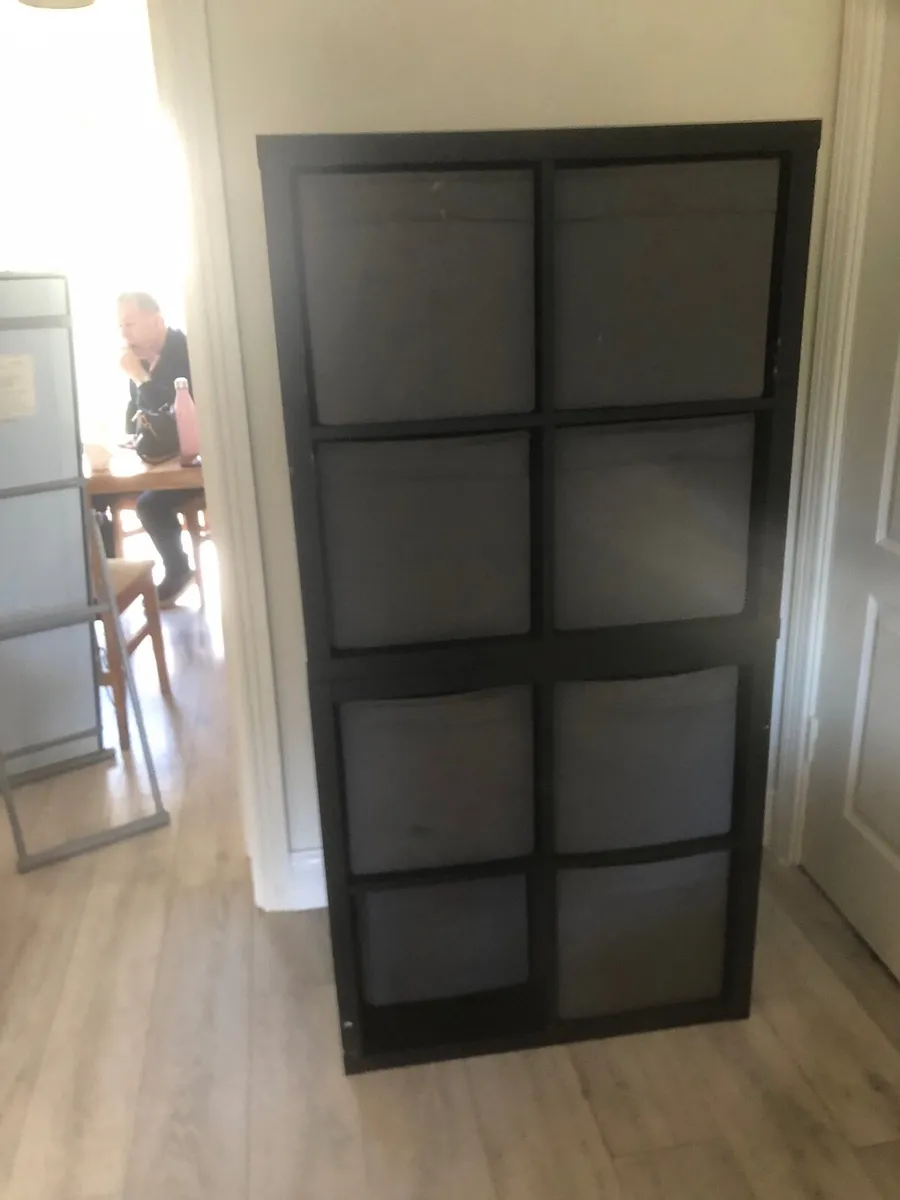 Storage unit