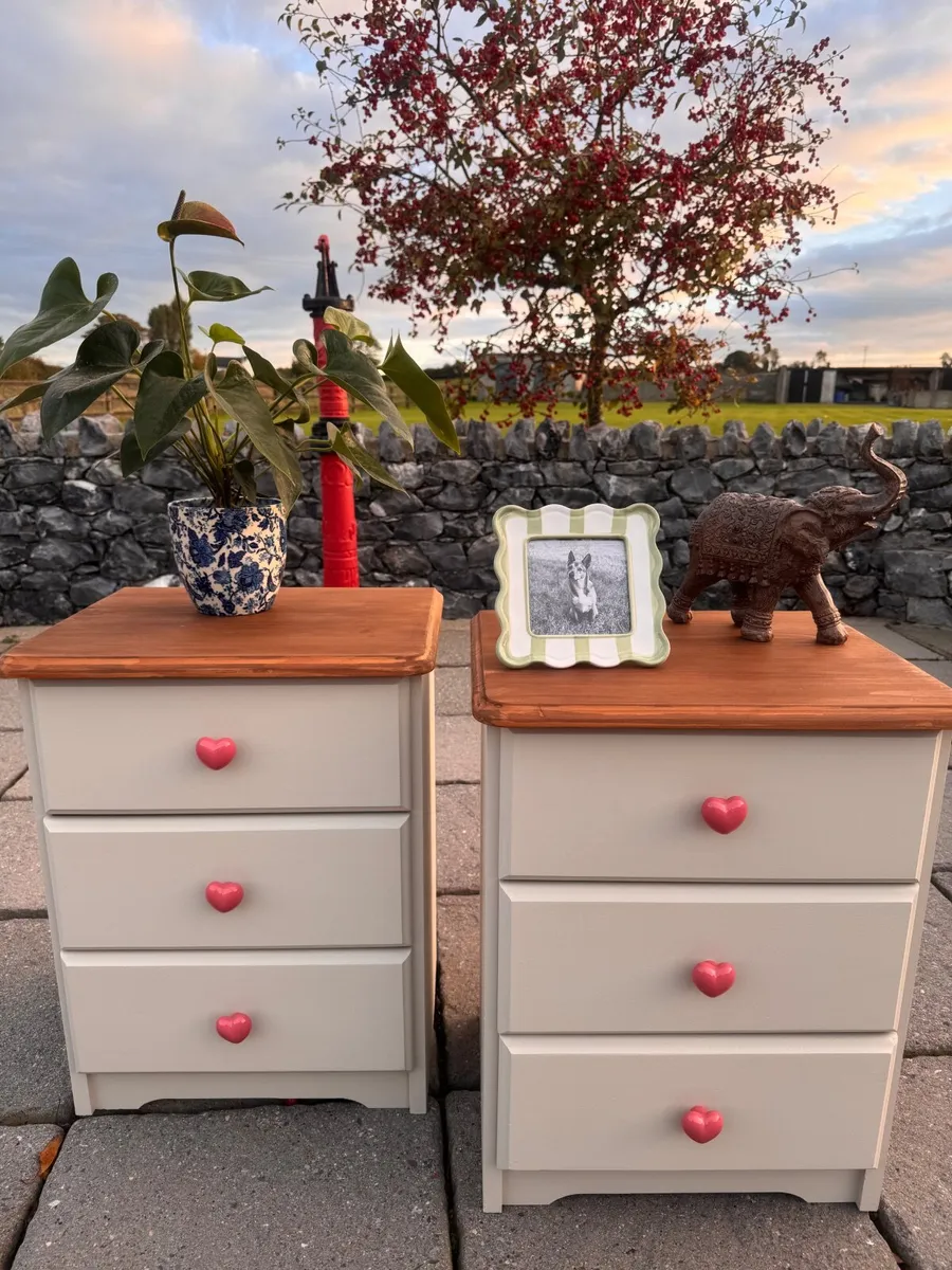 Lockers - Image 1