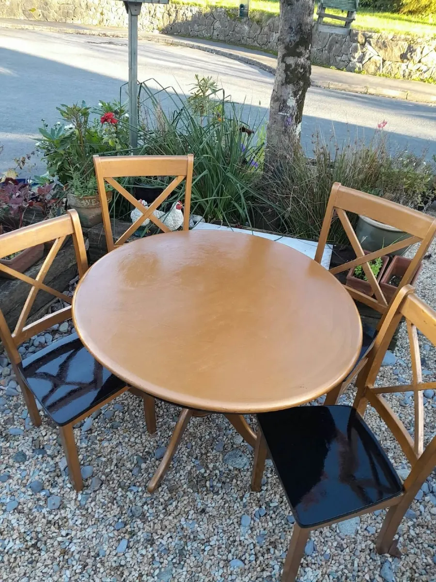 table chairs - Image 1