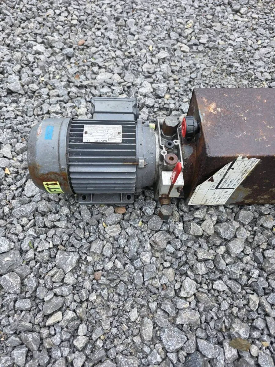 3 phase hydraulic power pack - Image 1