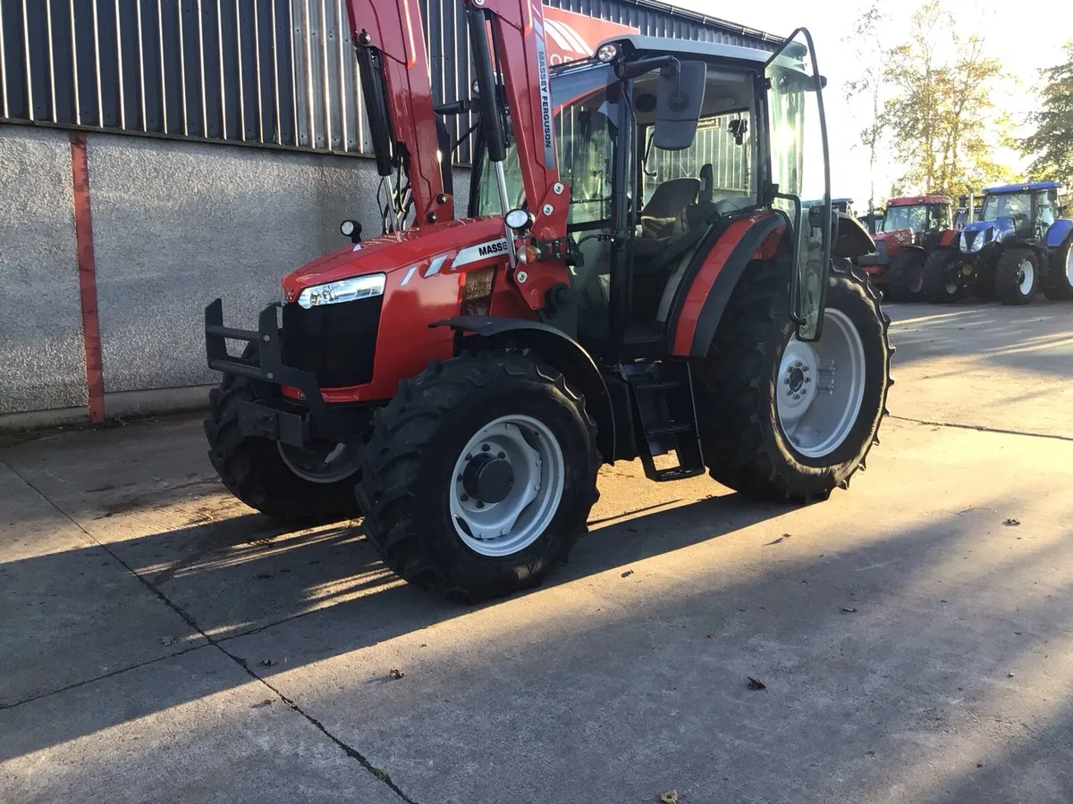 Tractors - Image 2