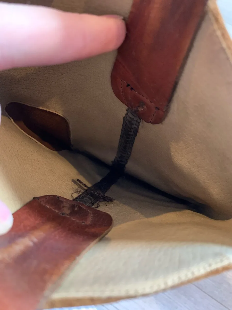 Old vintage Levi’s cowboy genuine leather boots - Image 4