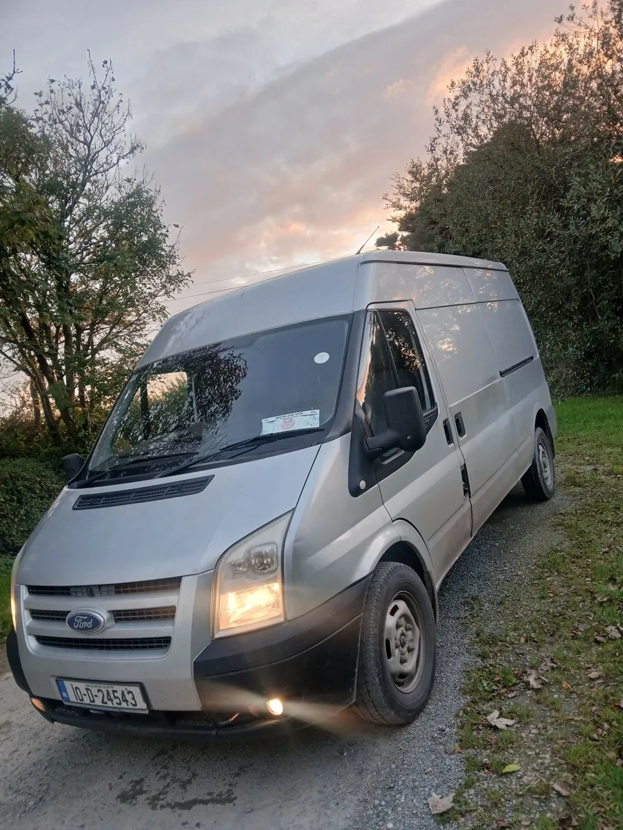 Ford Transit 2010 - Image 2