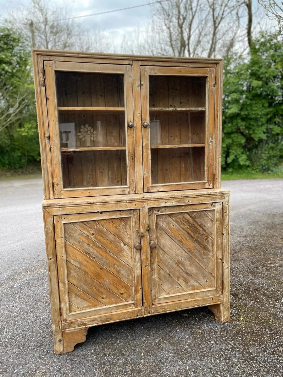 Kitchen dresser large - solid pine - Image 1