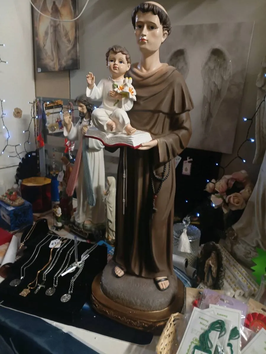 LARGE RELIGOUS STATUE OF SAINT ANTHONY - Image 1