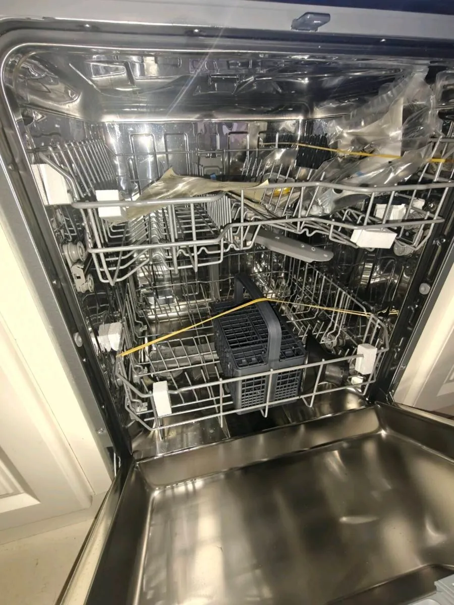 Unused Fully Integrated Dishwasher - Image 2